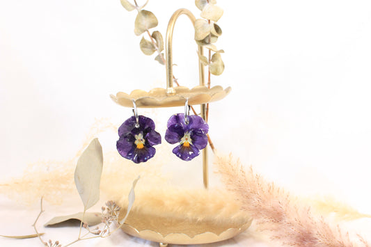 Créoles avec pensées indigos