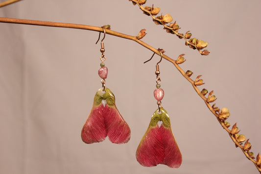 Crochets roses avec billes et samares