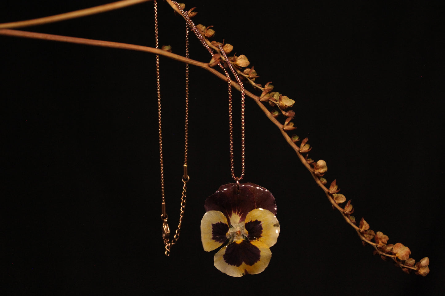 Chaine or rose avec fleur