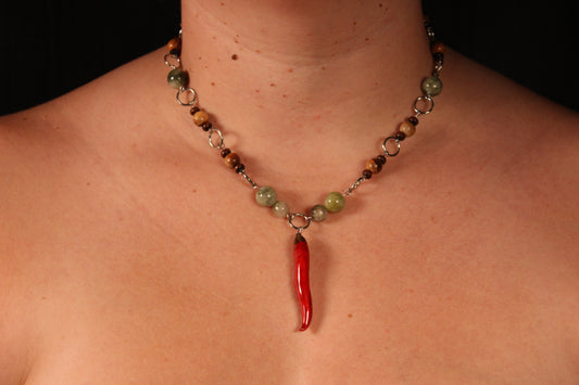 Collier à billes piment